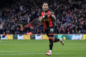 188-斯基拉：勒沃库森有意小克鲁伊维特，一些英超俱乐部也与他接洽